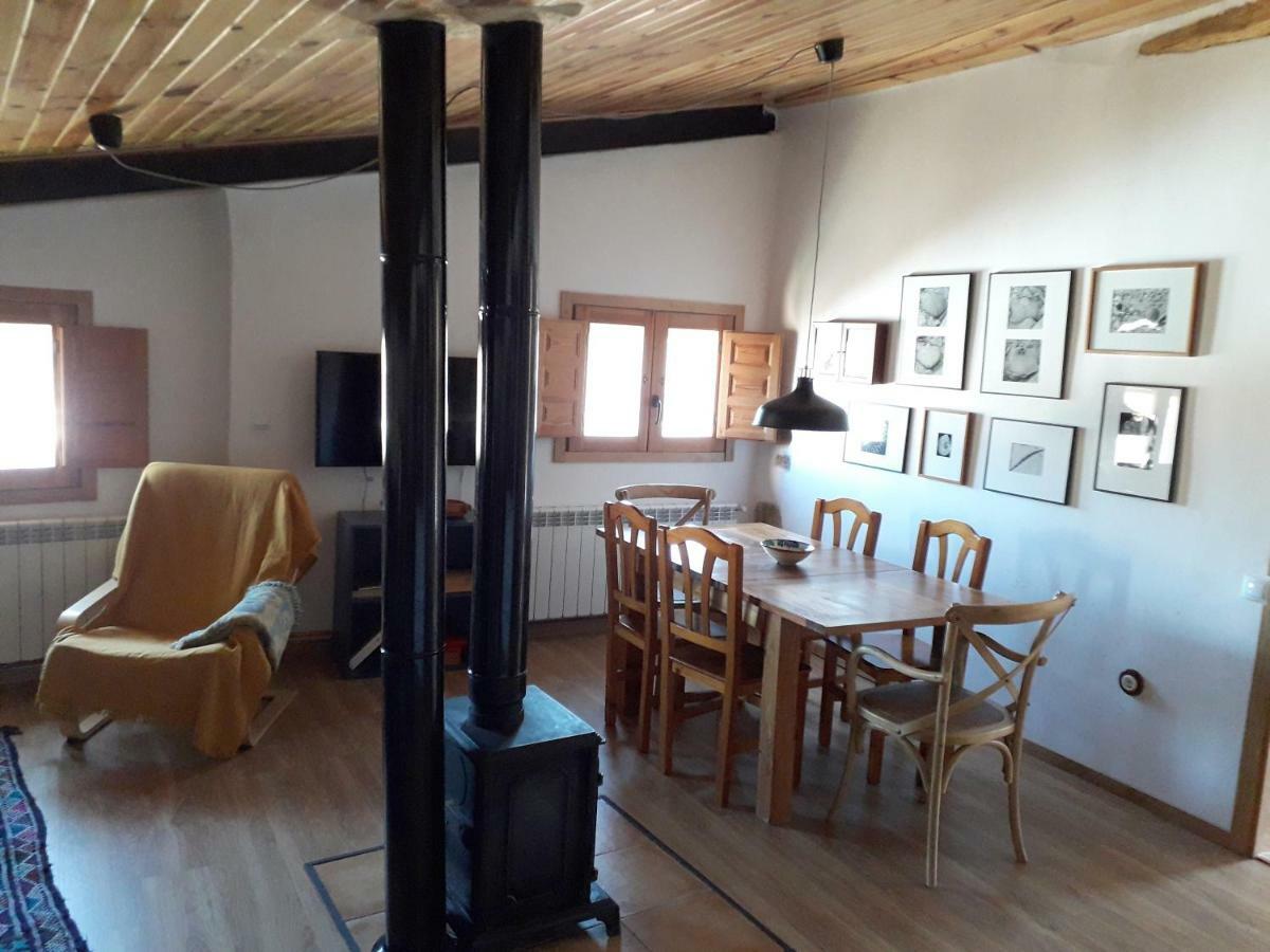 La Sargantana Turismo Rural Santa Cruz de Nogueras Exteriör bild